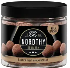 Nordthy Lakrits med mj&ouml;lkchoklad Kola & Havssalt 100g &ndash; Coopers Candy