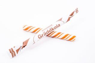 Franssons Polkagris Gräddkola 50g – Coopers Candy
